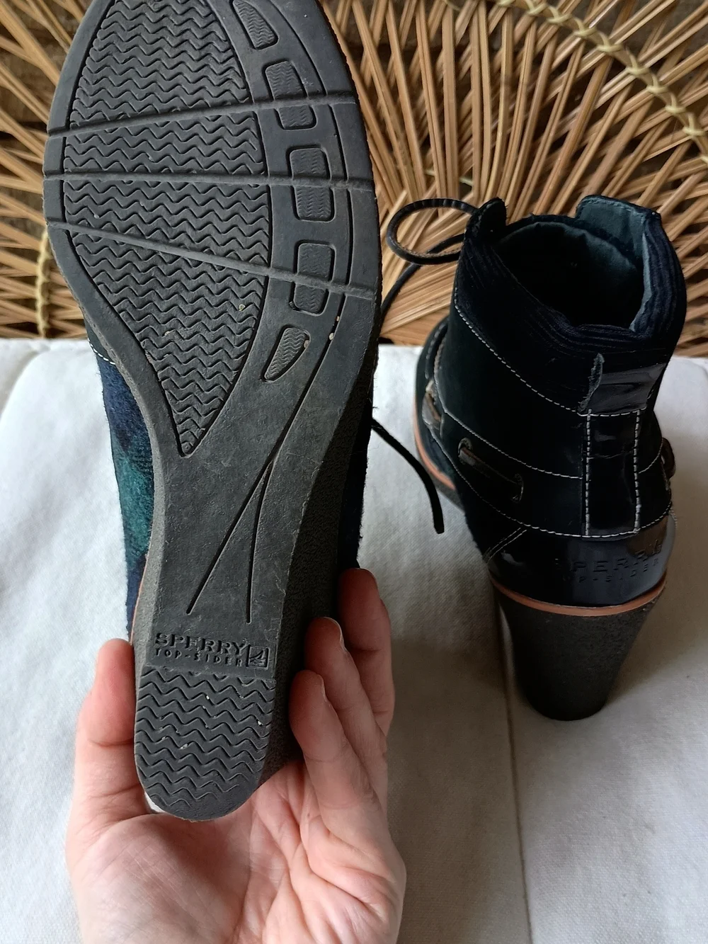 Sperry navy lace